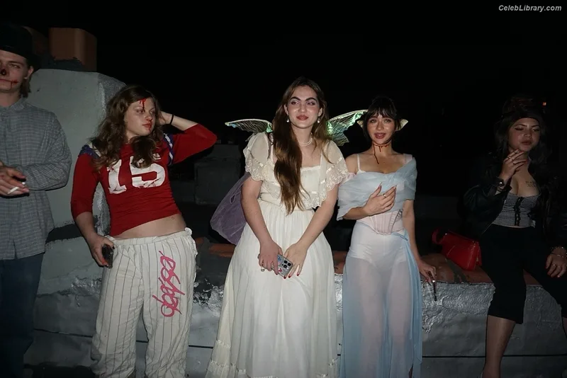 Malina Weissman photo 12 of 498