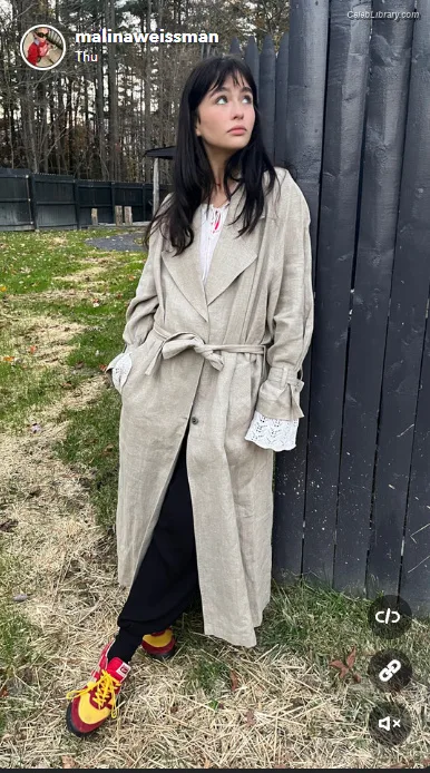 Malina Weissman photo 20 of 498