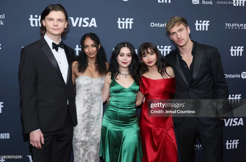 Malina Weissman photo 11 of 498