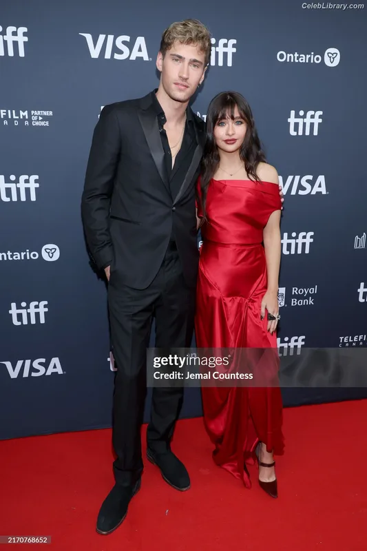 Malina Weissman photo 14 of 498