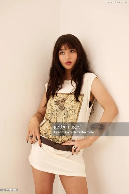 Malina Weissman photo 20 of 498