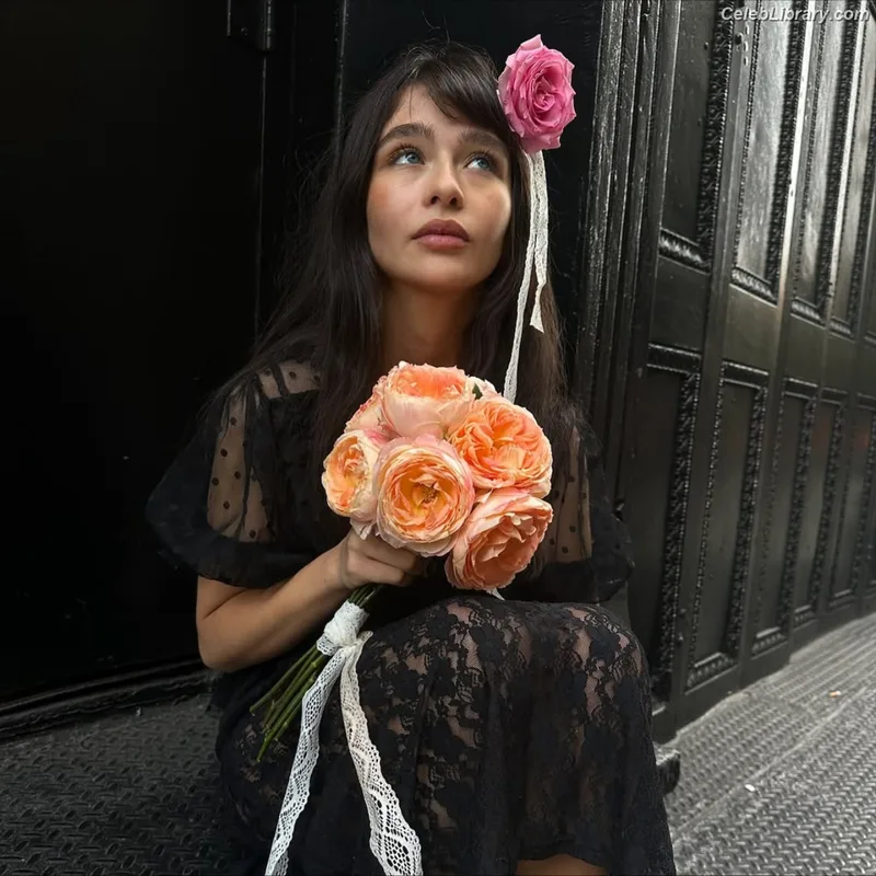 Malina Weissman photo 20 of 498