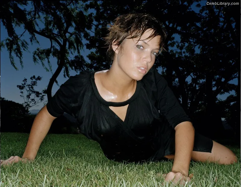 Mandy Moore photo 7 of 234