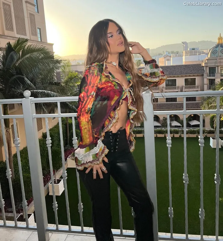 Maren Morris photo 11 of 81