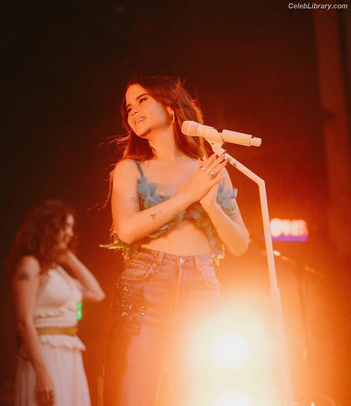 Maren Morris photo 18 of 81