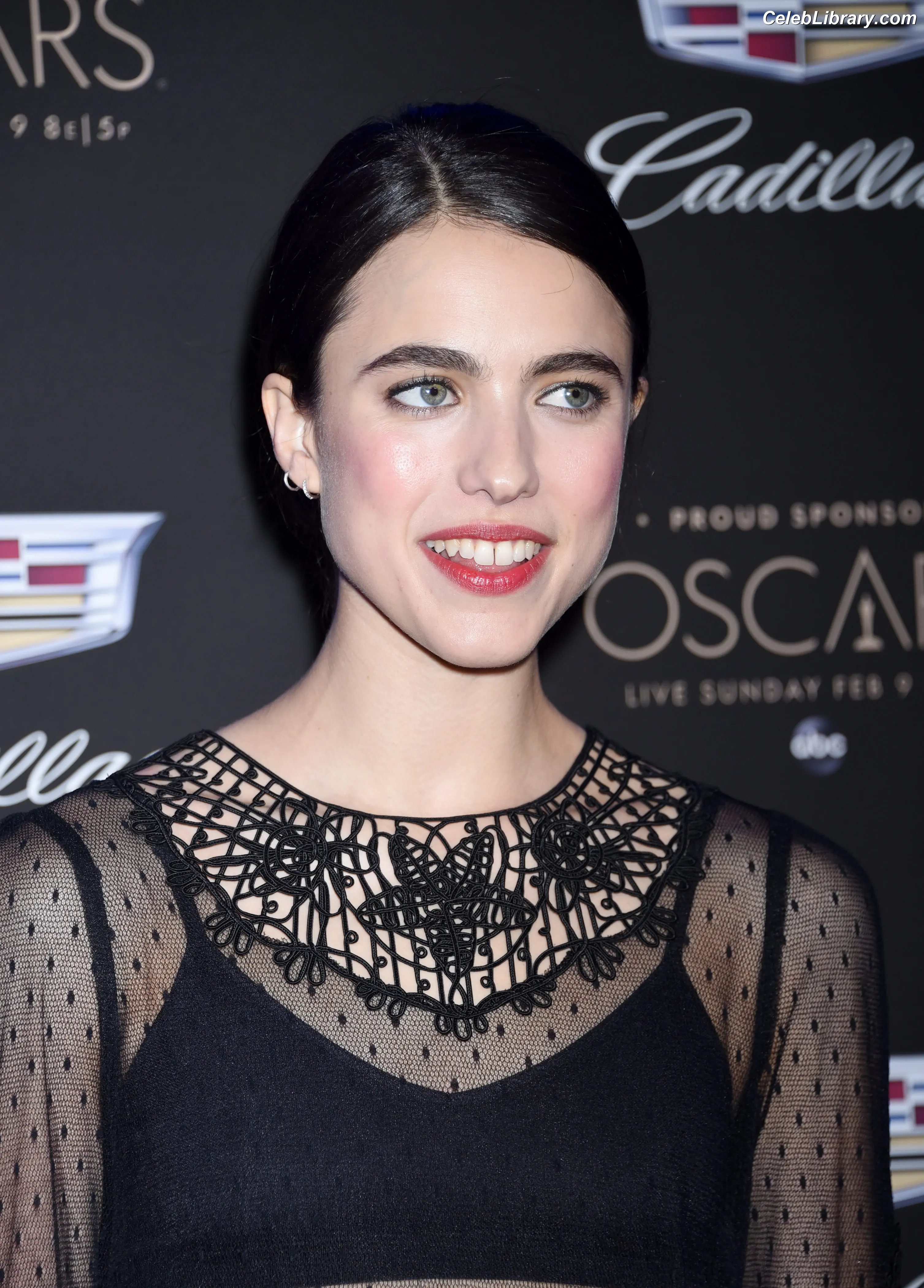 Margaret Qualley photo 21 of 1304