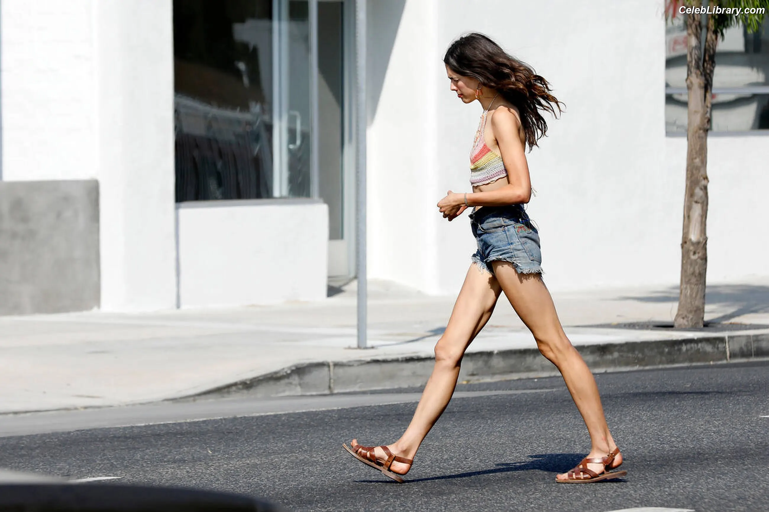 Margaret Qualley photo 7 of 1304