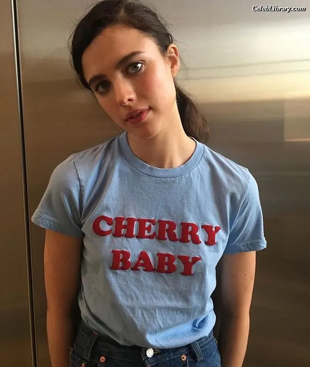 Margaret Qualley photo 16 of 1304