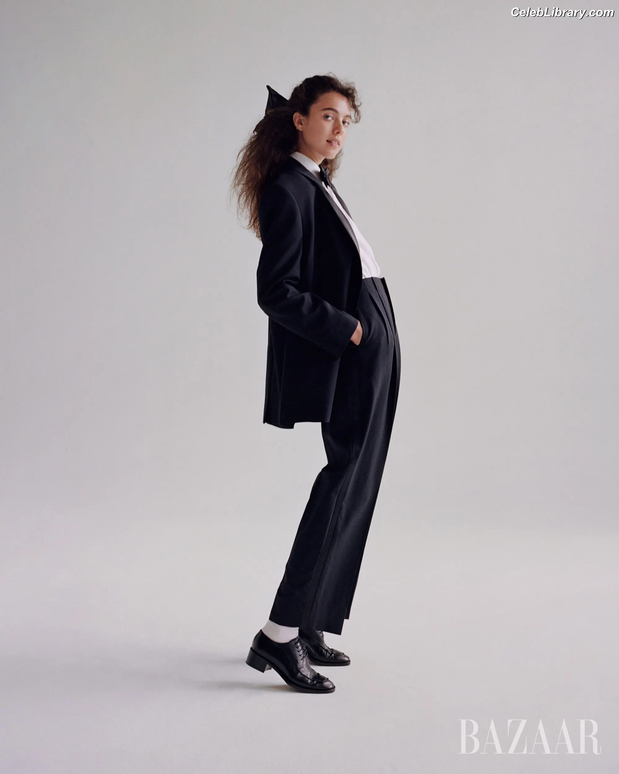 Margaret Qualley photo 18 of 1304