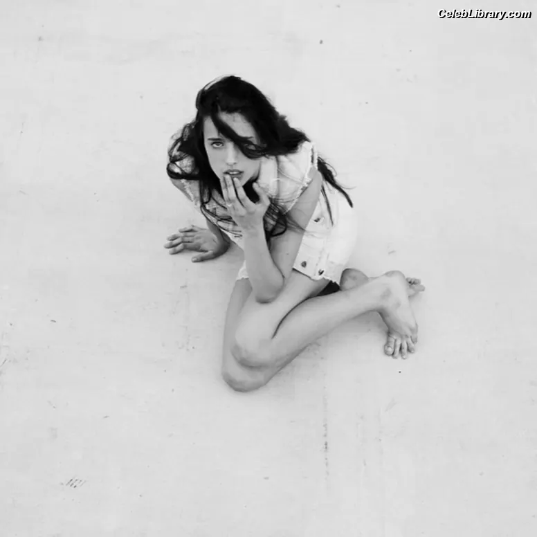 Margaret Qualley photo 24 of 1304