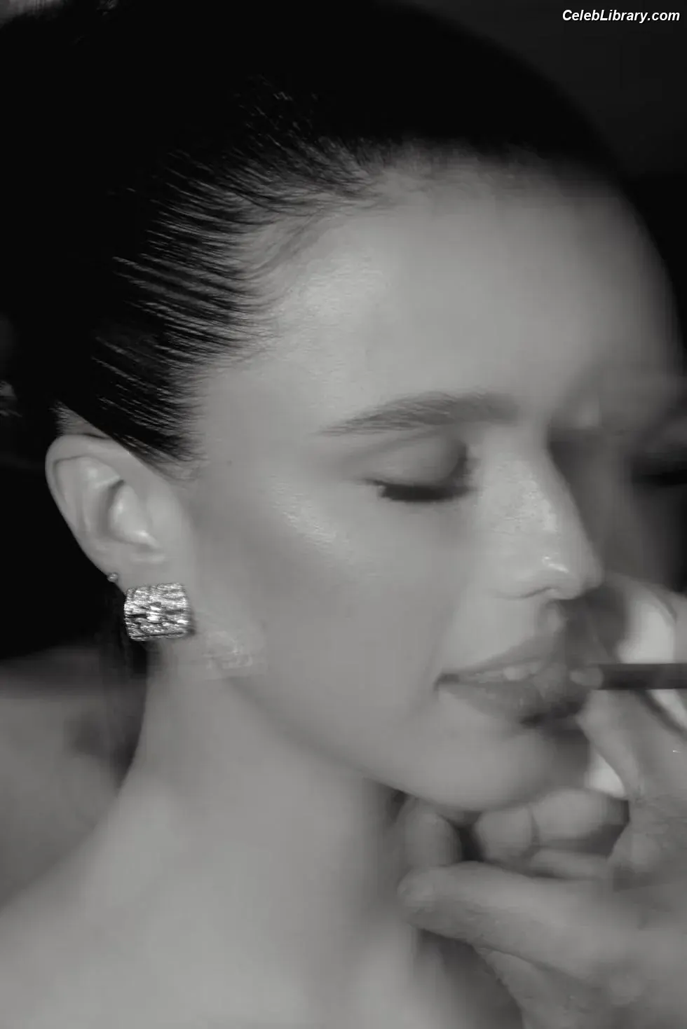 Margaret Qualley photo 2 of 1304