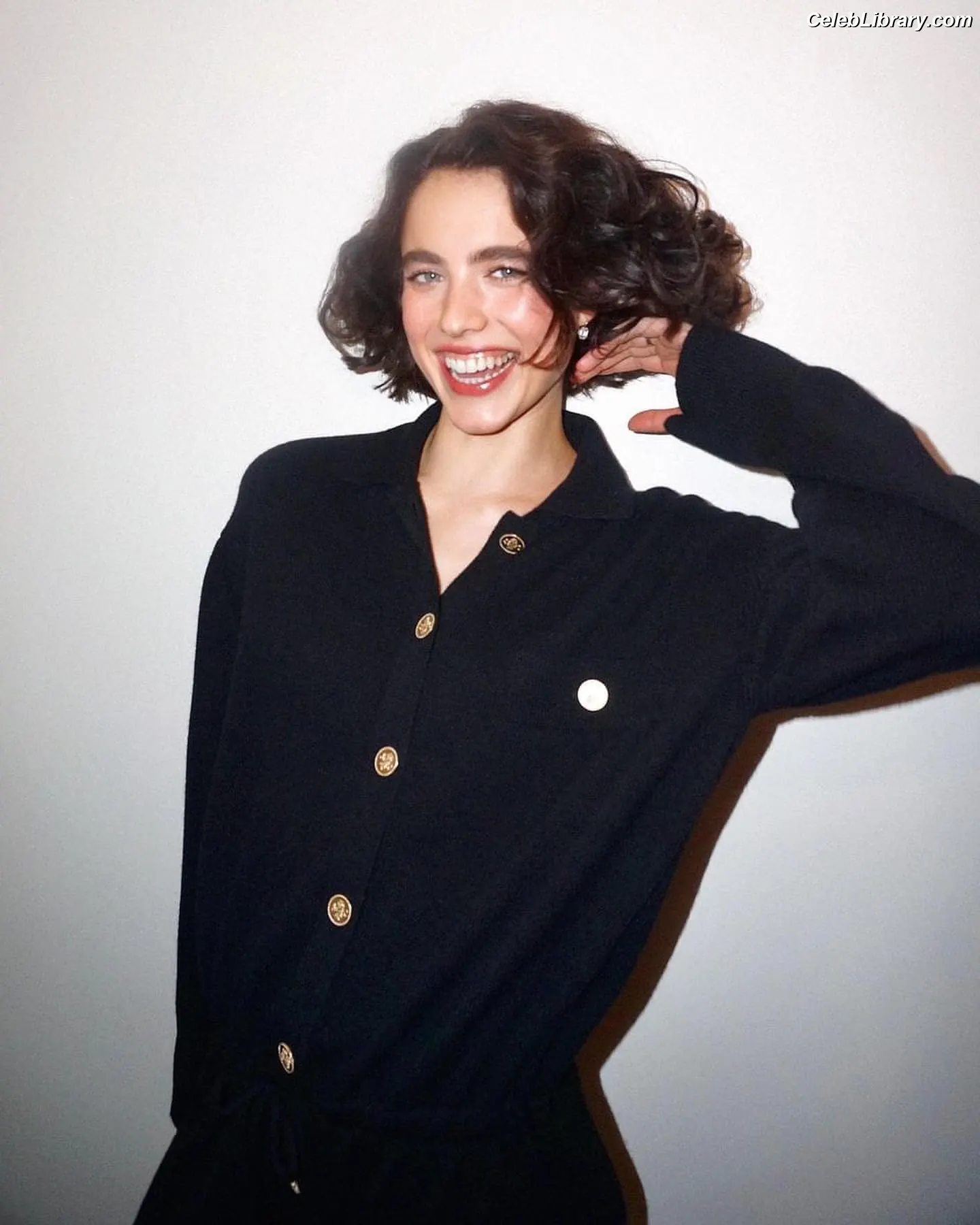 Margaret Qualley photo 3 of 1304