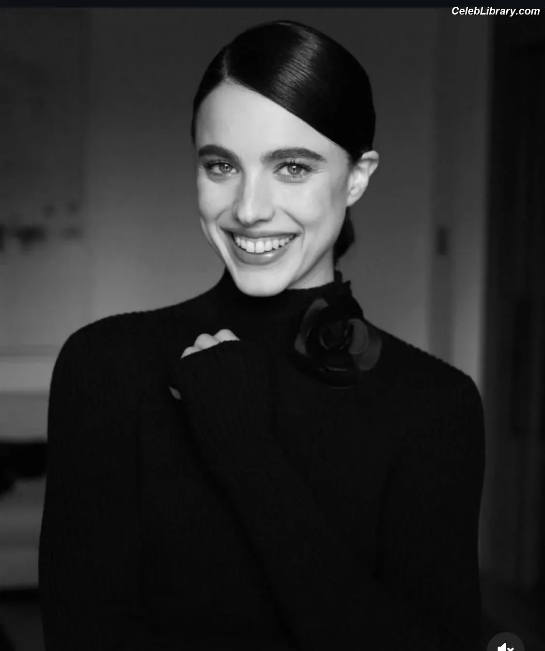 Margaret Qualley photo 20 of 1304