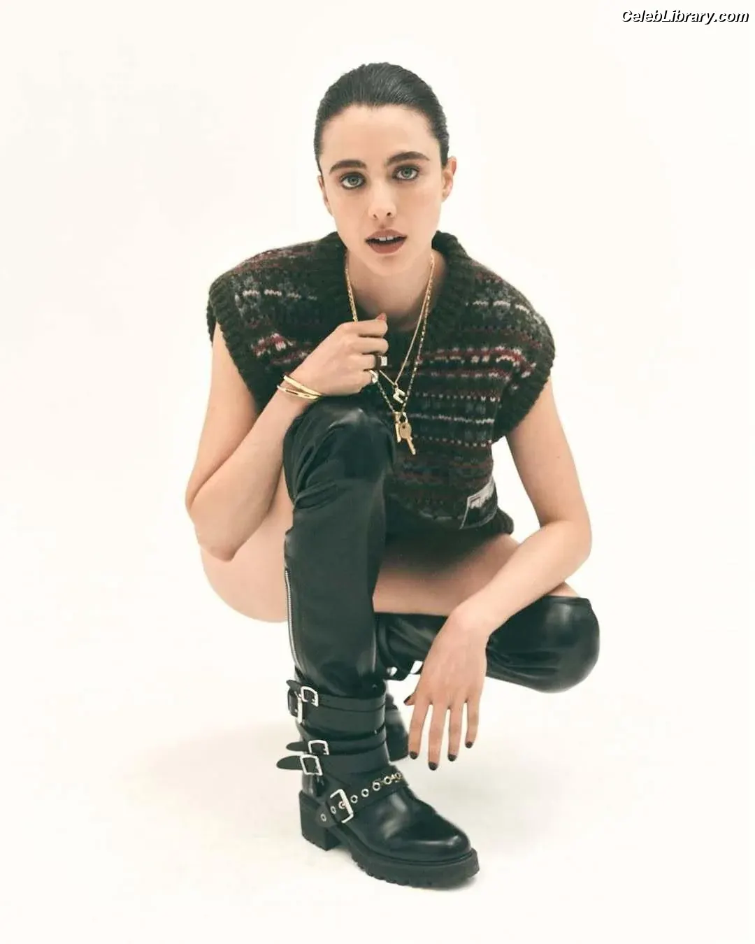 Margaret Qualley photo 18 of 1304