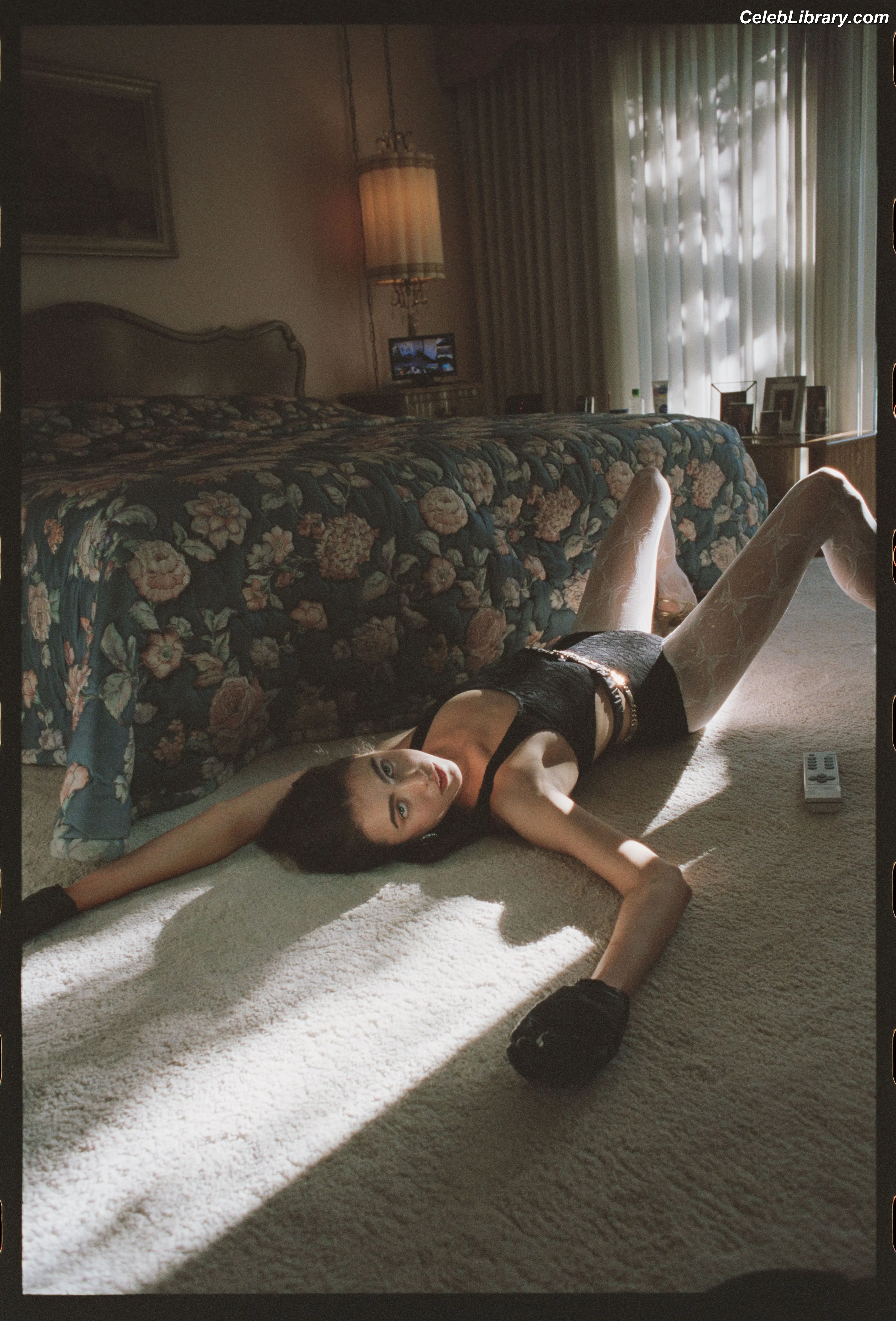 Margaret Qualley photo 24 of 1304