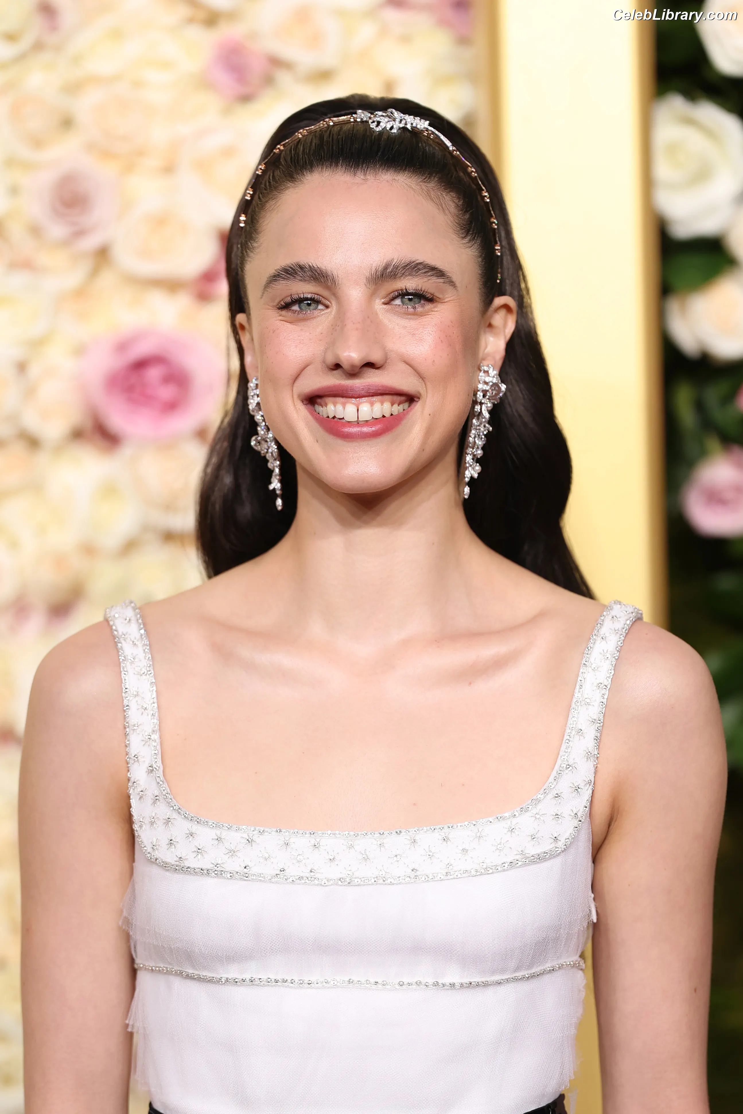 Margaret Qualley photo 1 of 1304