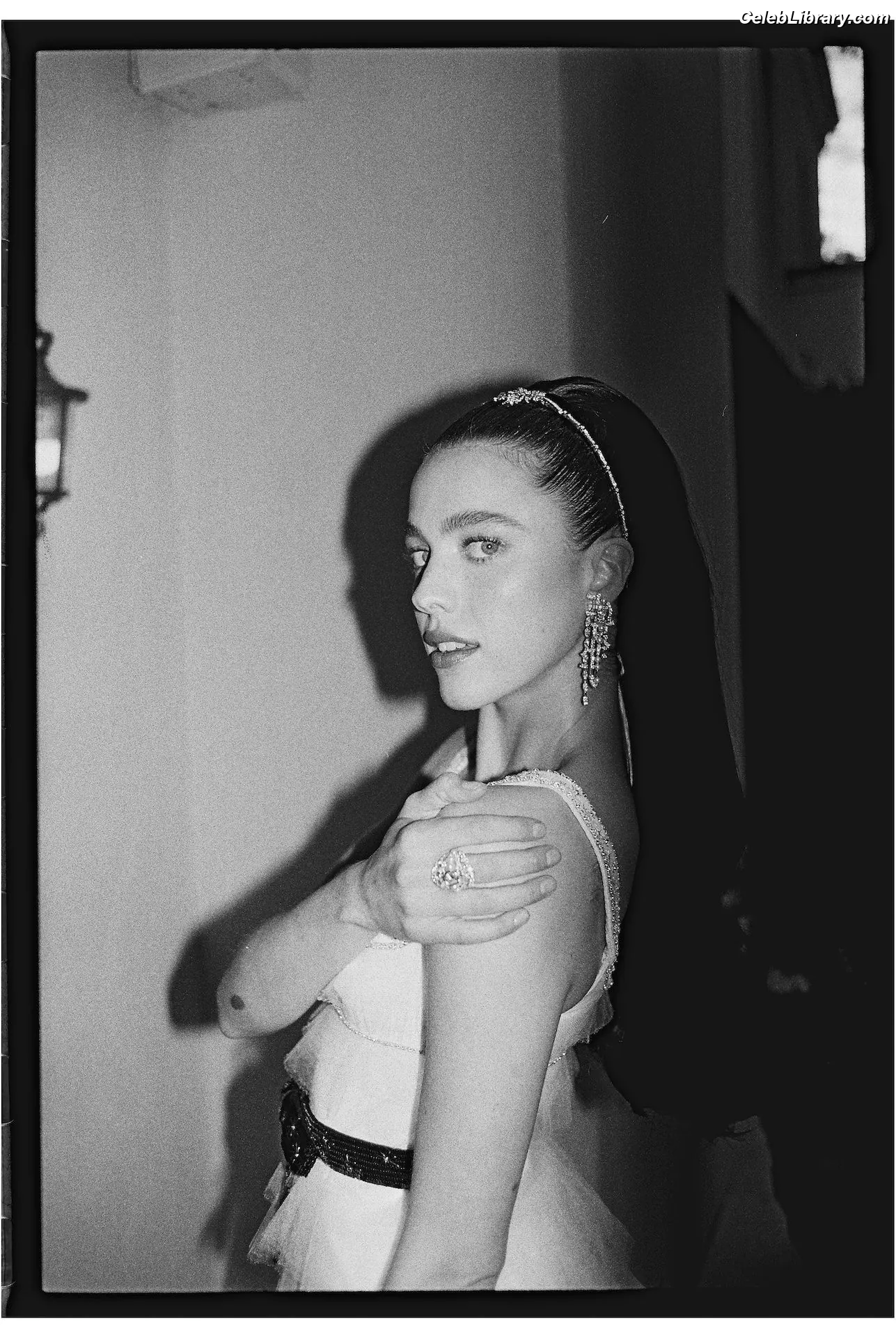 Margaret Qualley photo 19 of 1304