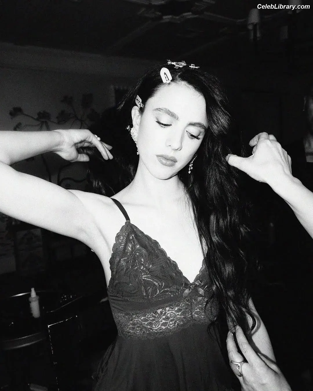 Margaret Qualley photo 23 of 1304