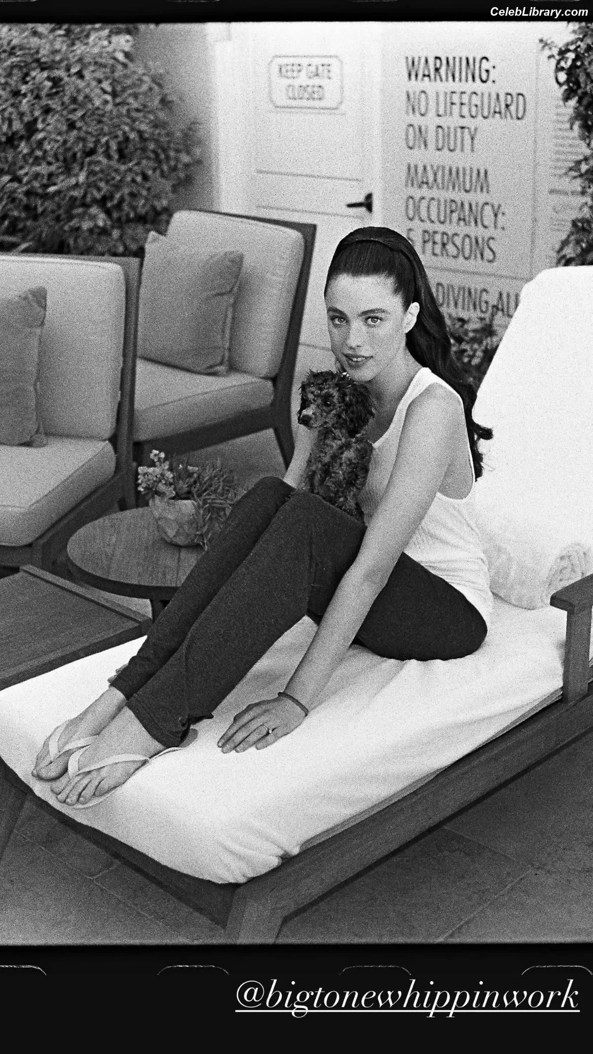 Margaret Qualley photo 4 of 1304