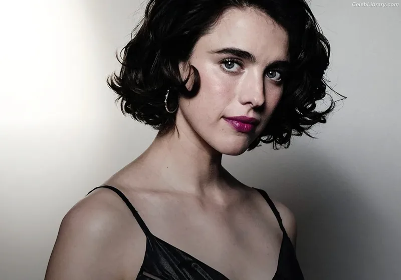 Margaret Qualley photo 24 of 1300