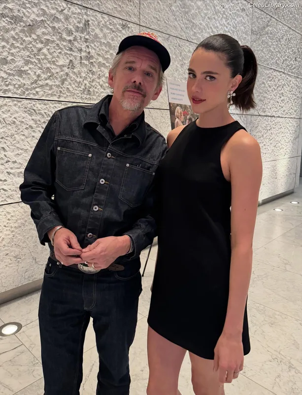 Margaret Qualley photo 23 of 1300