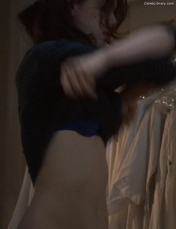 Margaret Qualley photo 11 of 1300