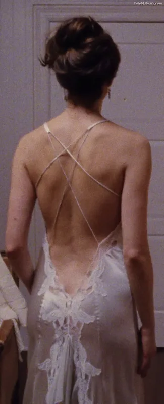 Margaret Qualley photo 23 of 1300