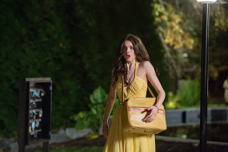 Margaret Qualley photo 19 of 1300