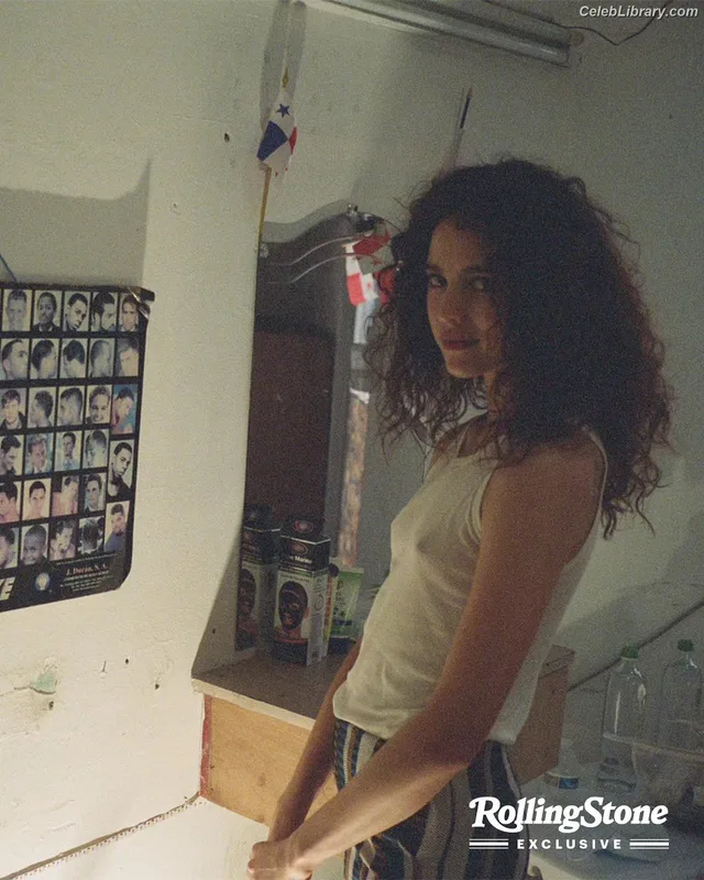 Margaret Qualley photo 15 of 1300