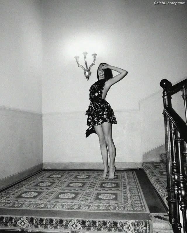 Margaret Qualley photo 19 of 1300