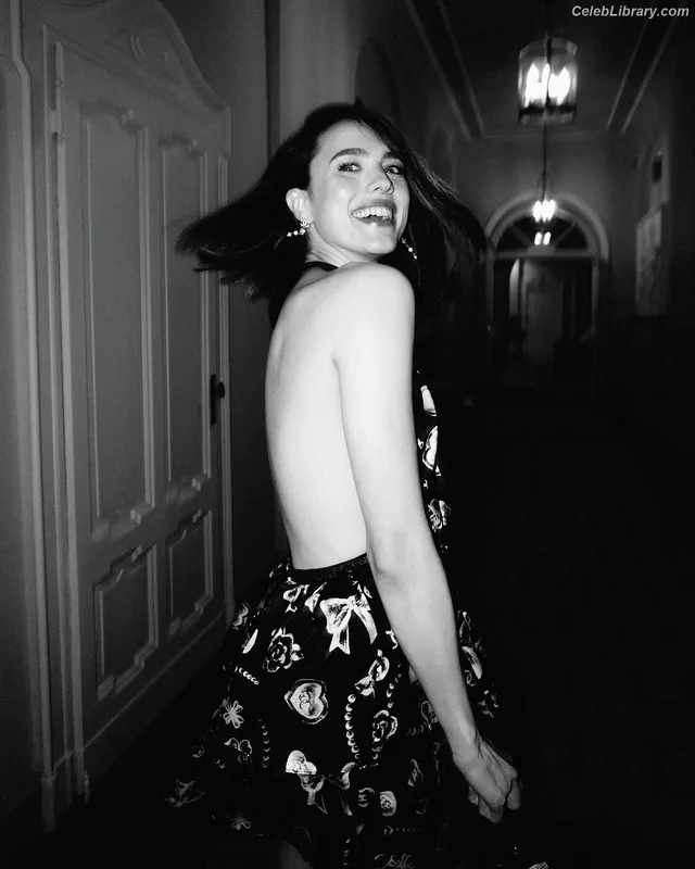Margaret Qualley photo 21 of 1300