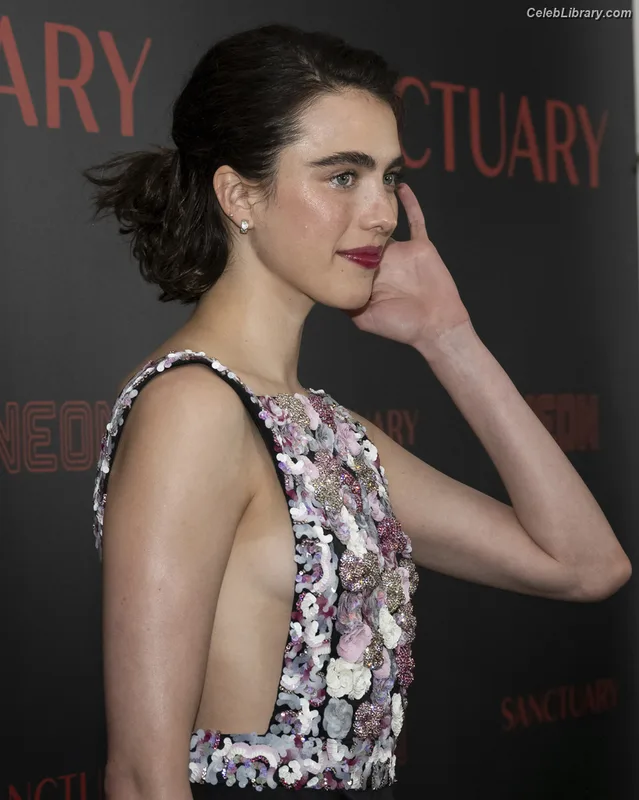 Margaret Qualley photo 20 of 1300