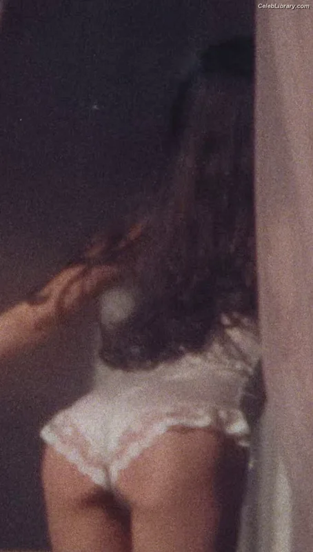 Margaret Qualley photo 22 of 1300