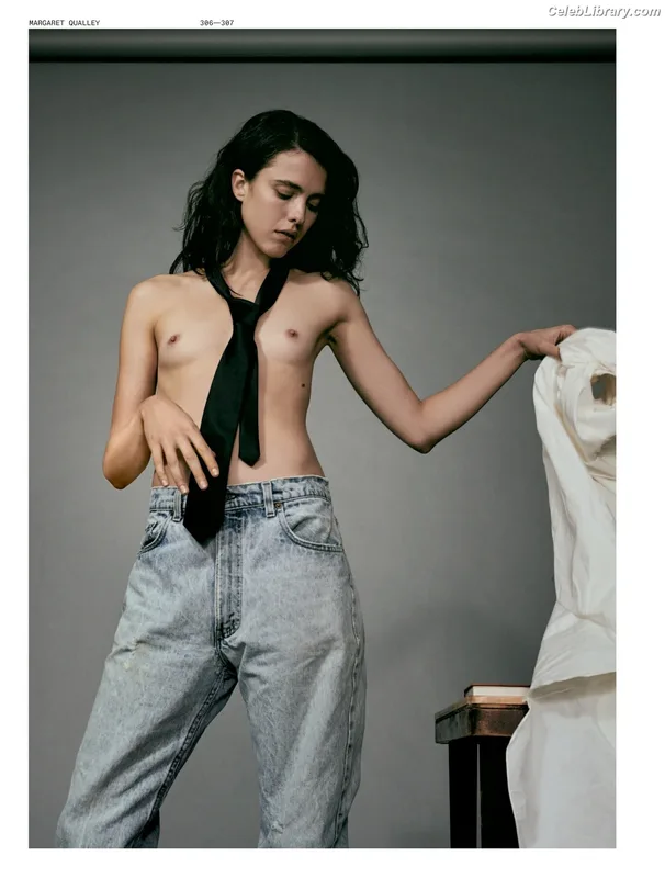 Margaret Qualley photo 22 of 1300