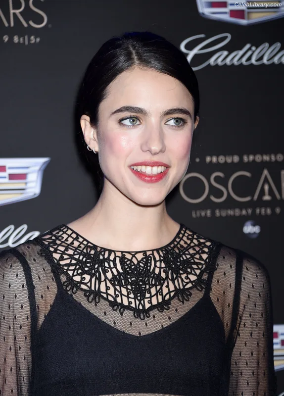 Margaret Qualley photo 16 of 1300