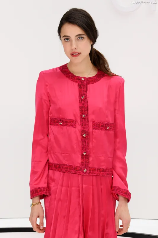 Margaret Qualley photo 17 of 1300