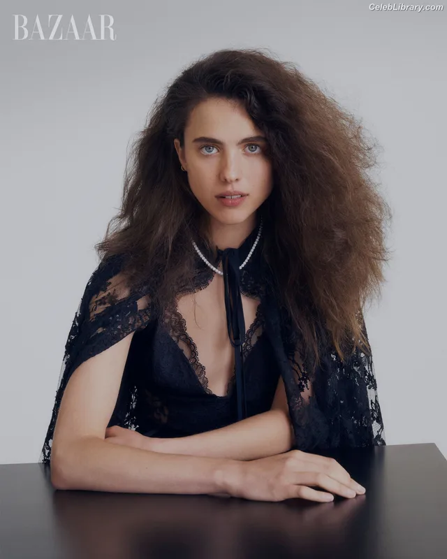 Margaret Qualley photo 7 of 1300