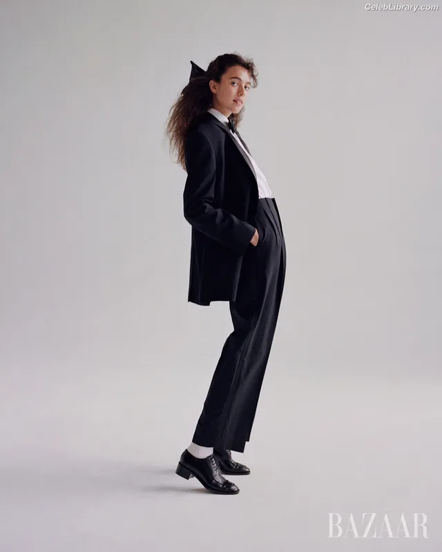 Margaret Qualley photo 13 of 1300
