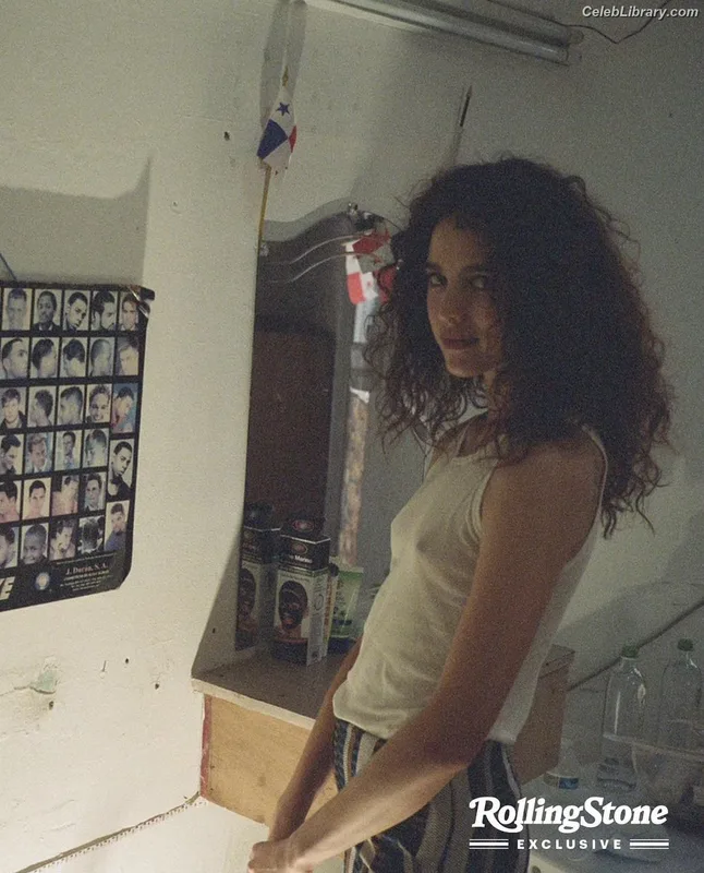 Margaret Qualley photo 21 of 1300