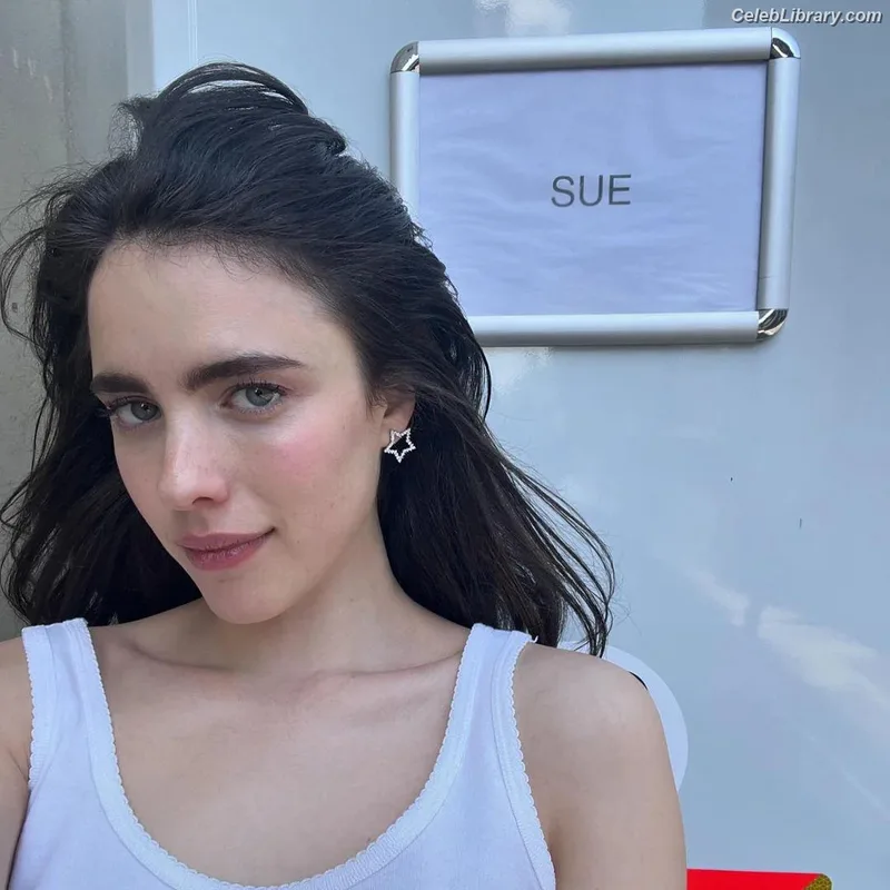 Margaret Qualley photo 24 of 1300