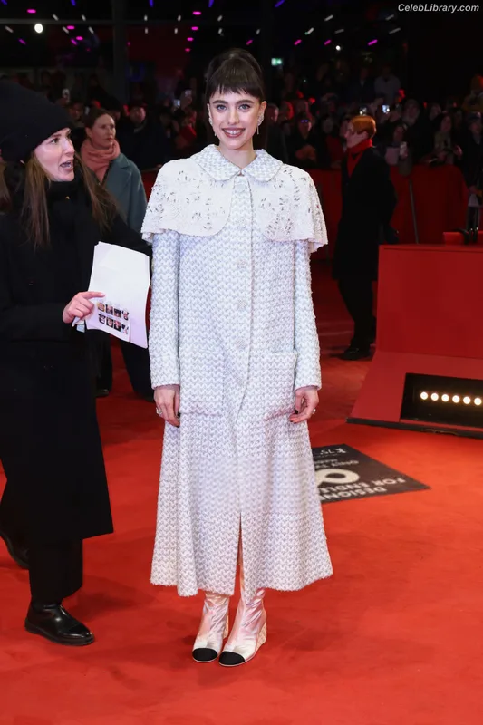 Margaret Qualley photo 6 of 1300