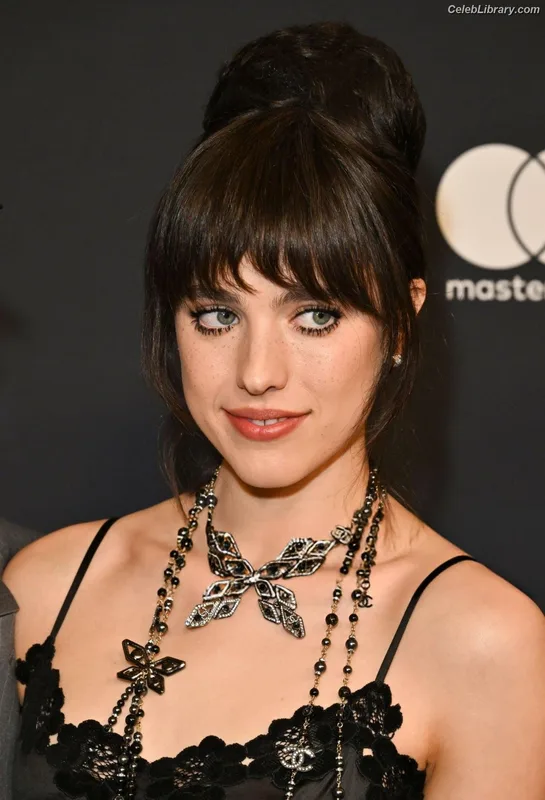 Margaret Qualley photo 24 of 1300