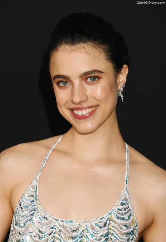 Margaret Qualley photo 11 of 1300
