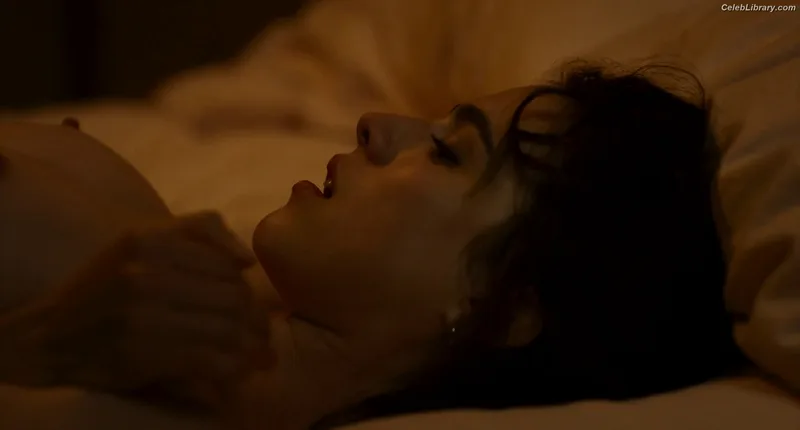 Margaret Qualley photo 3 of 1300