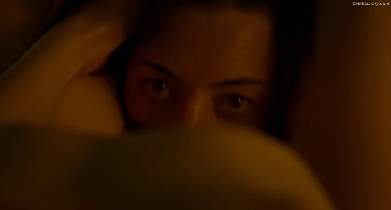 Margaret Qualley photo 5 of 1300