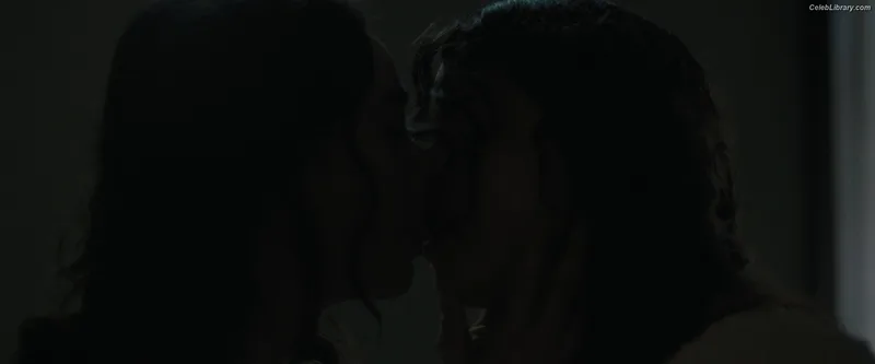 Margaret Qualley photo 17 of 1300