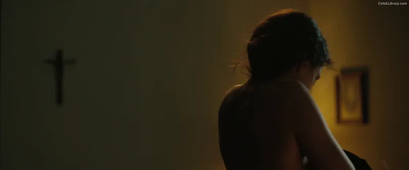 Margaret Qualley photo 18 of 1300