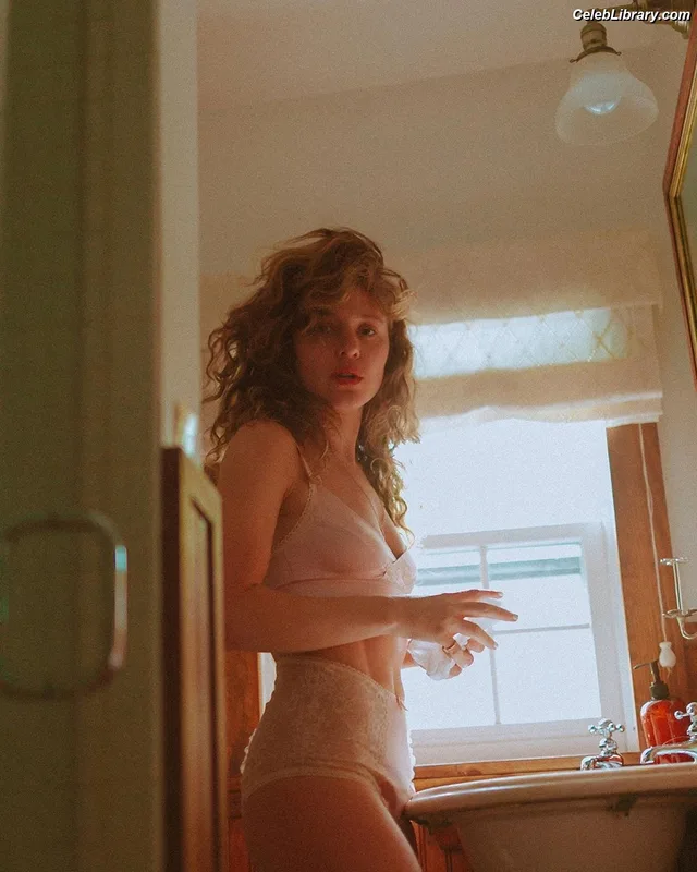 Margarita Levieva photo 2 of 62