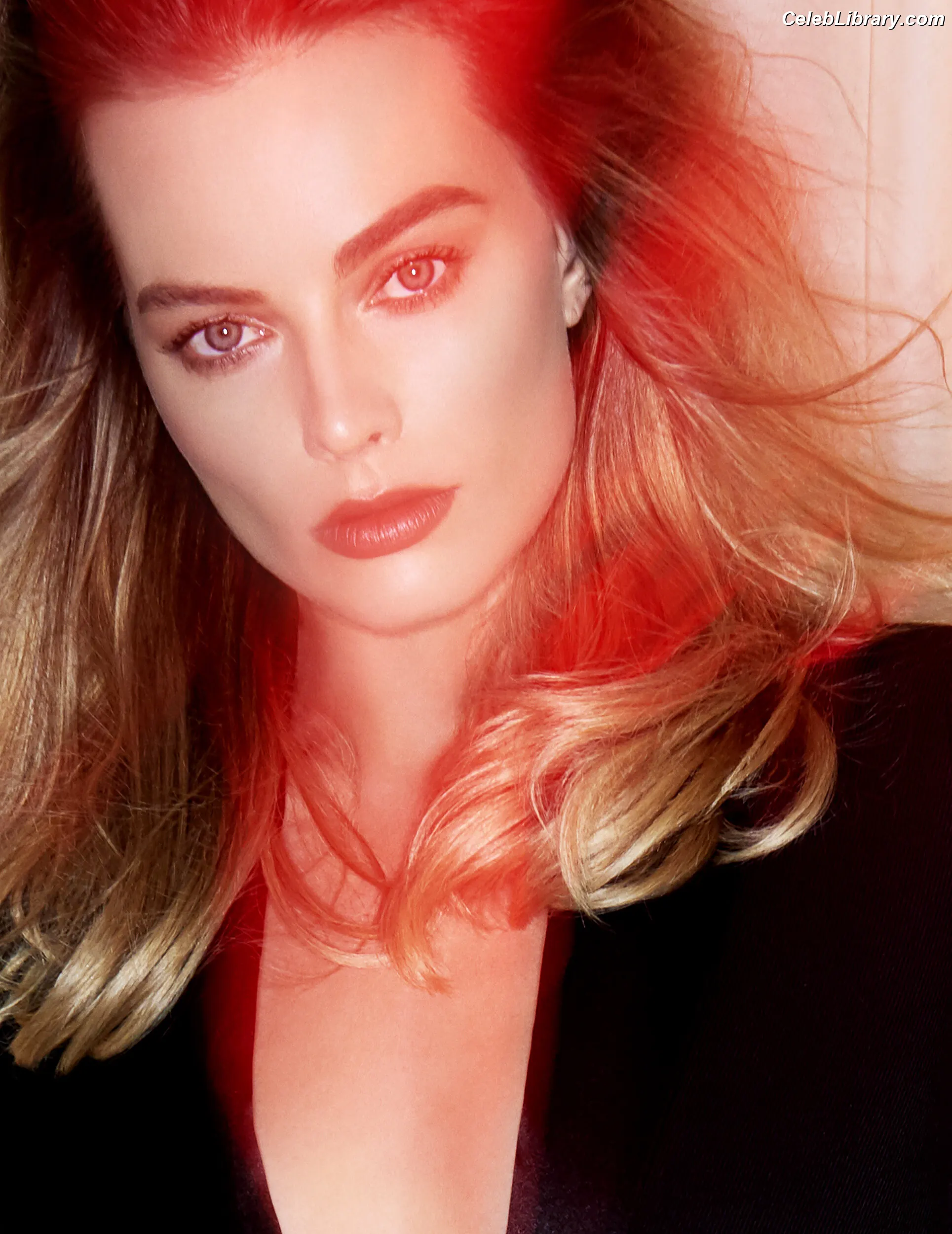 Margot Robbie photo 14 of 2577