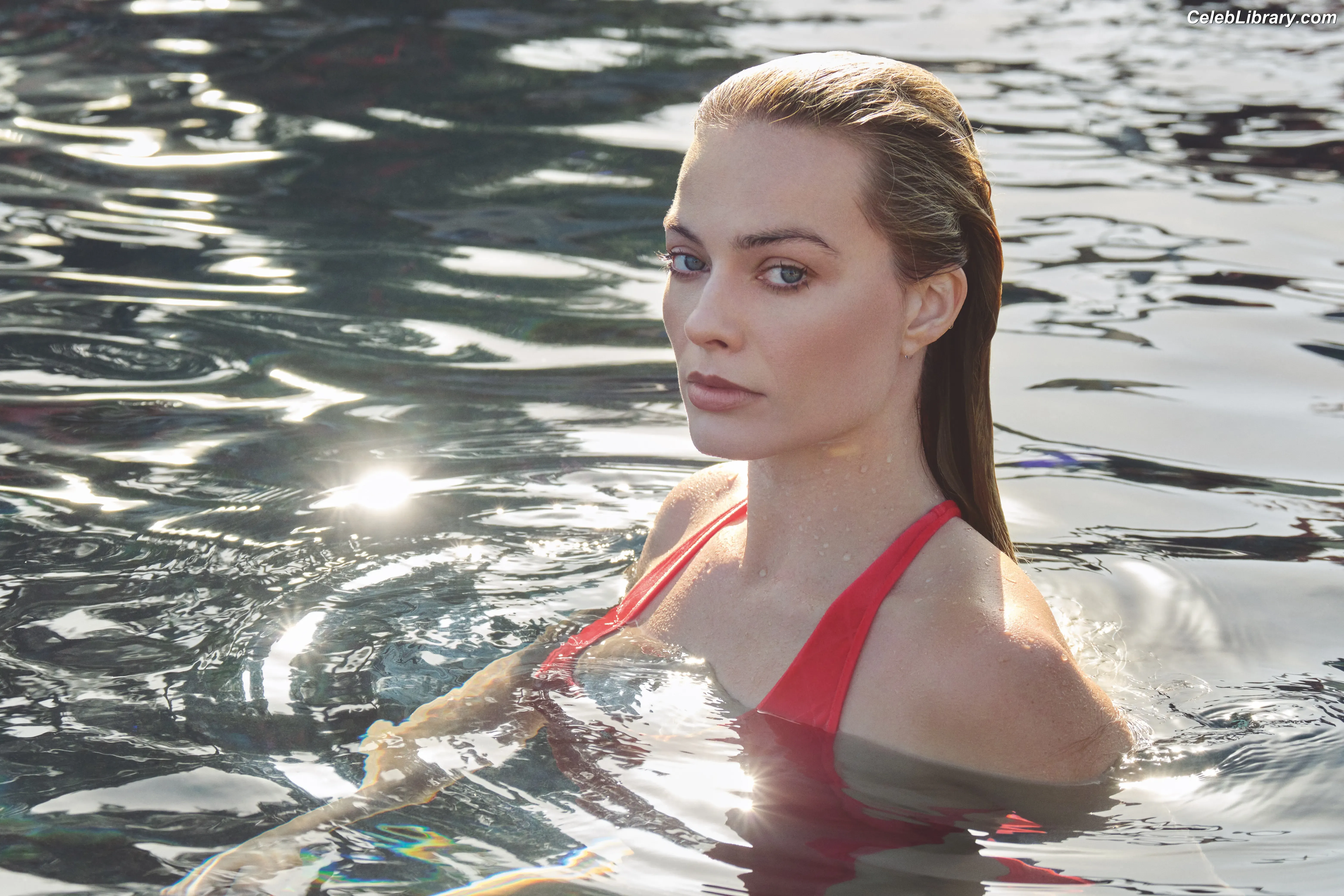 Margot Robbie photo 18 of 2577